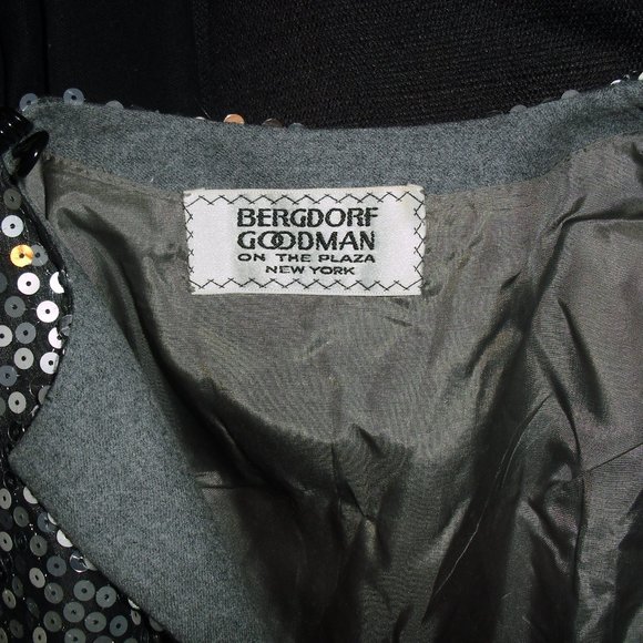 Bergdorf Goodman,Fifth Ave.,NY,,gray blazer,sequins,covered buttonspadded,UNIQUE - Picture 2 of 5